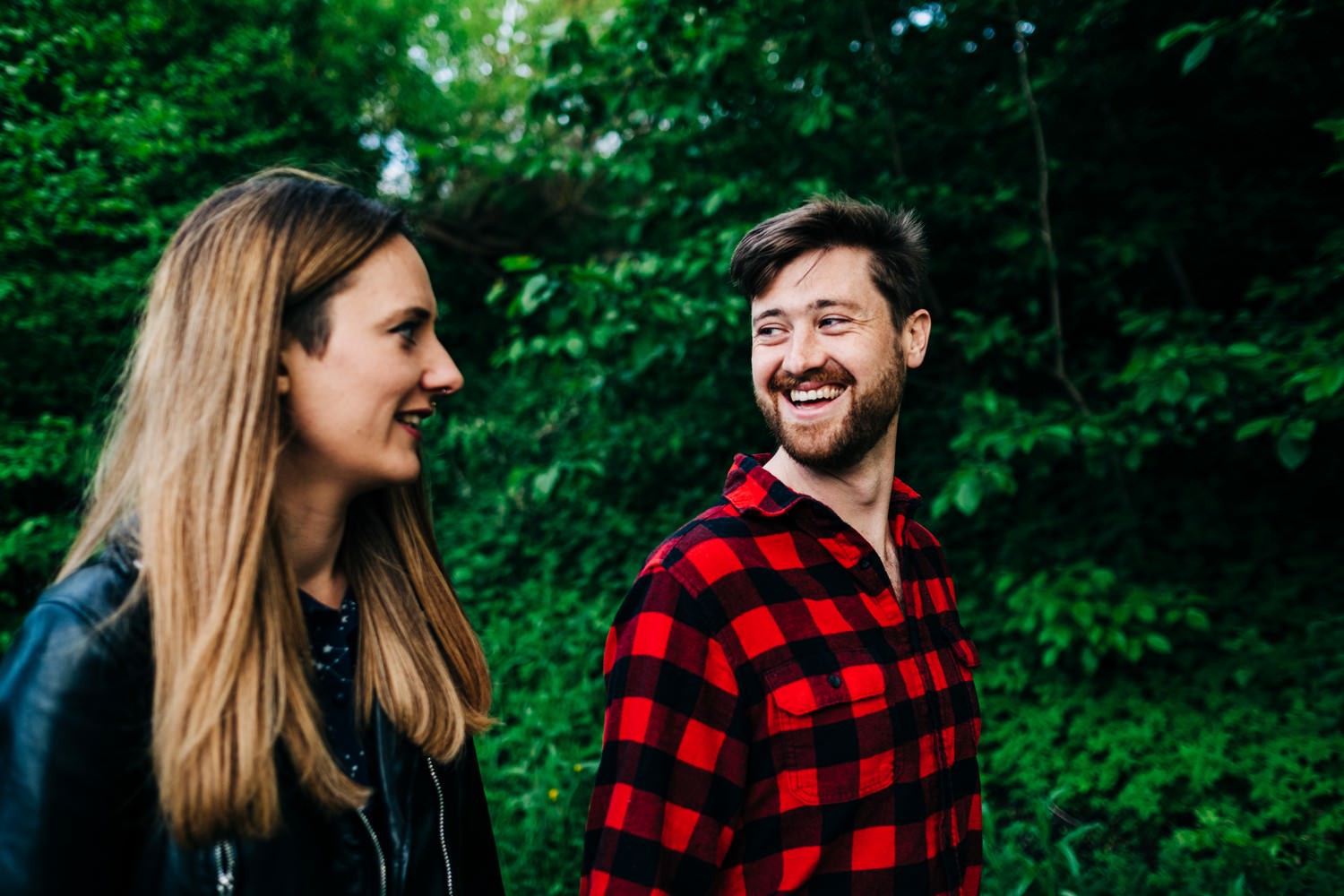 Relaxed beach engagement shoot in Portobello, Edinburgh