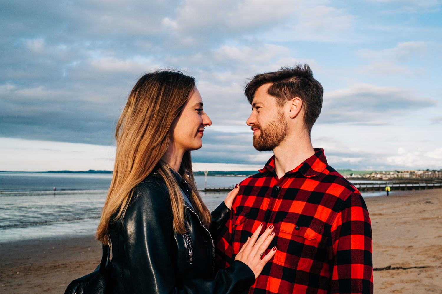 Relaxed beach engagement shoot in Portobello, Edinburgh