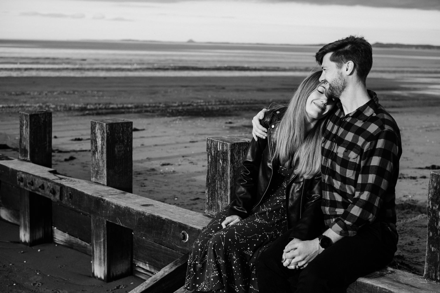 Relaxed beach engagement shoot in Portobello, Edinburgh