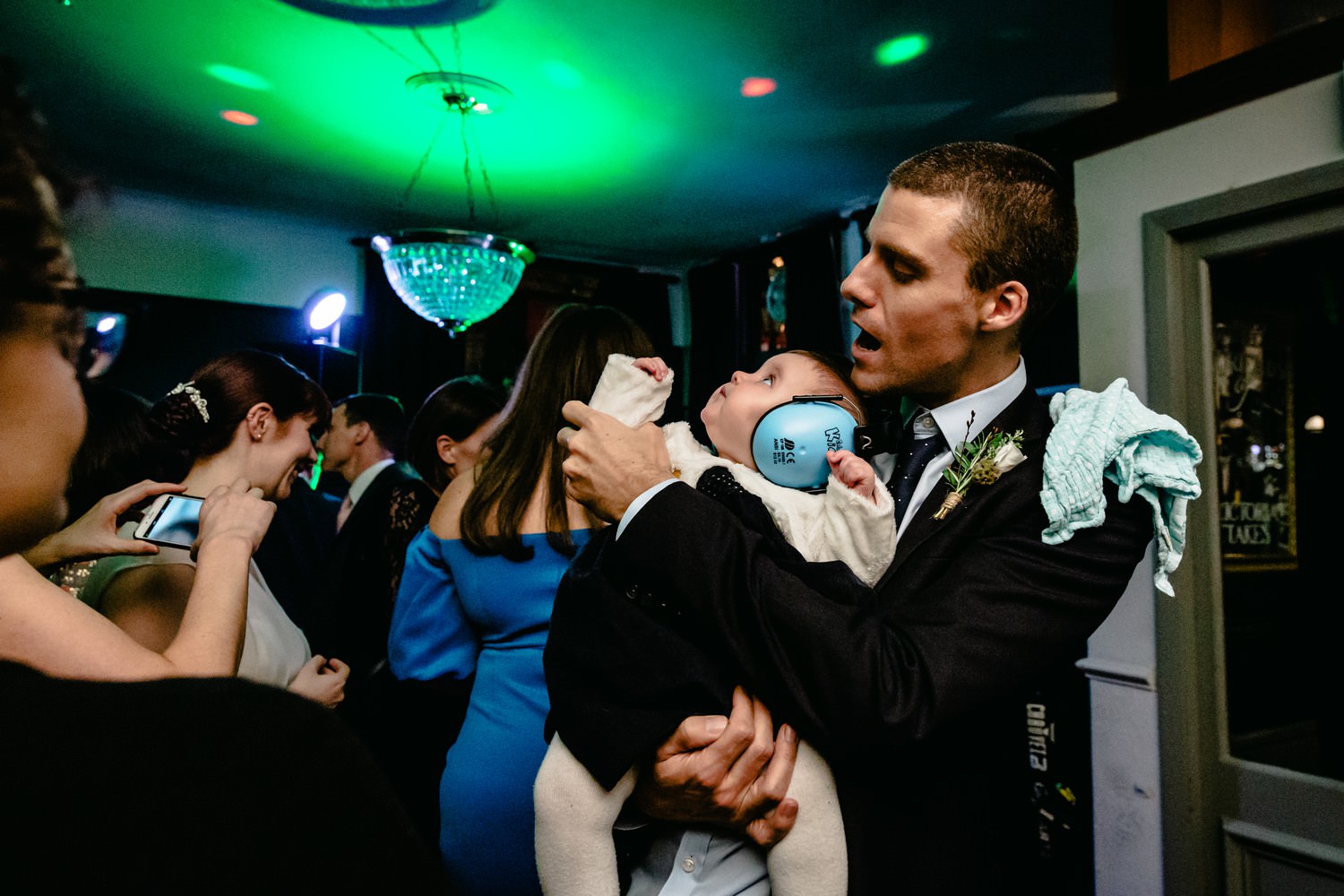 Relaxed pub wedding photography at Victoria Stakes, Muswell Hill, London