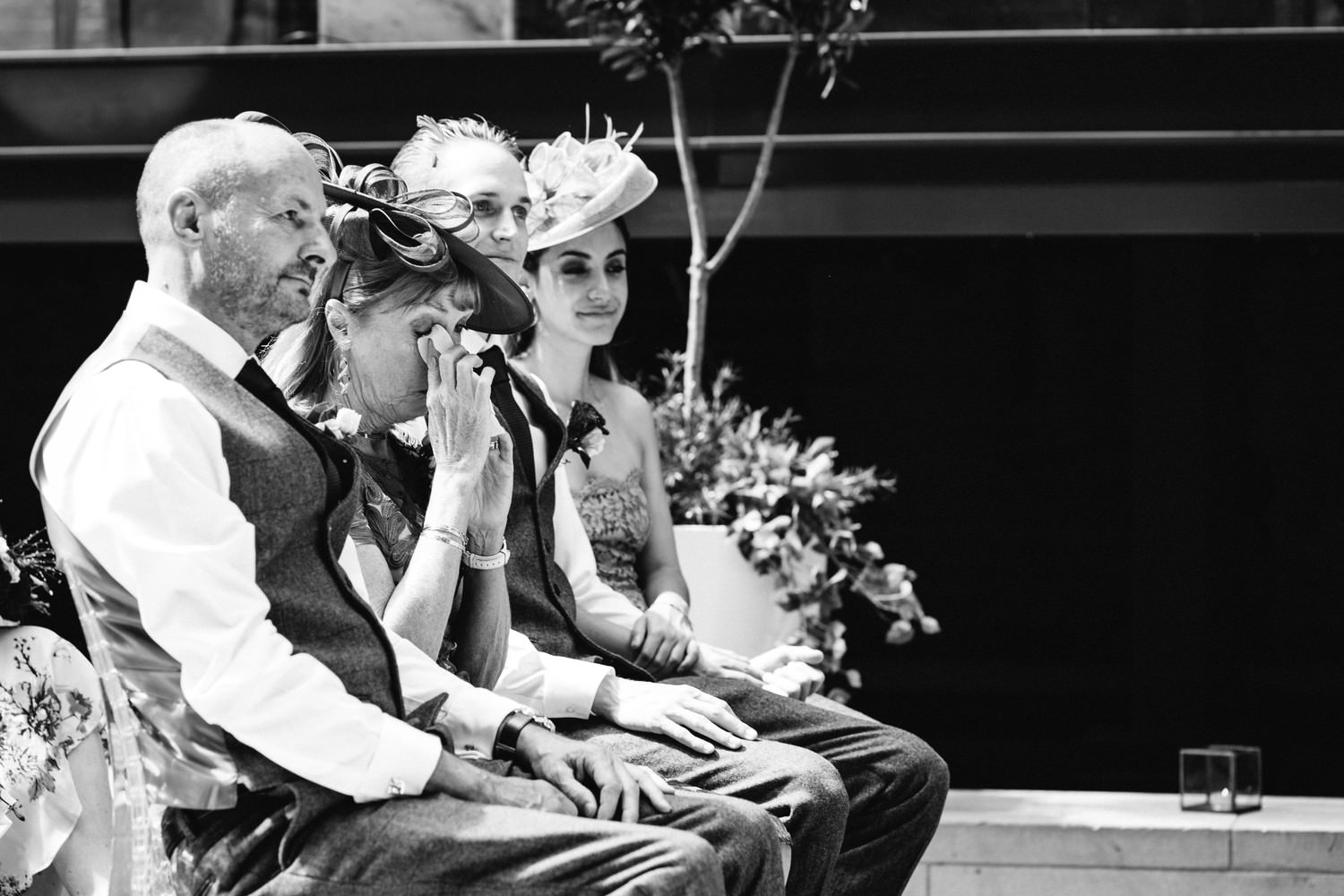 Relaxed urban wedding photography at Devonshire Terrace, London