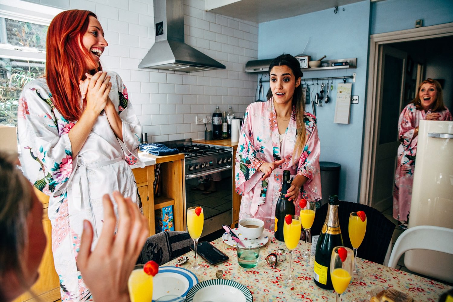 Relaxed urban wedding photography at Devonshire Terrace, London