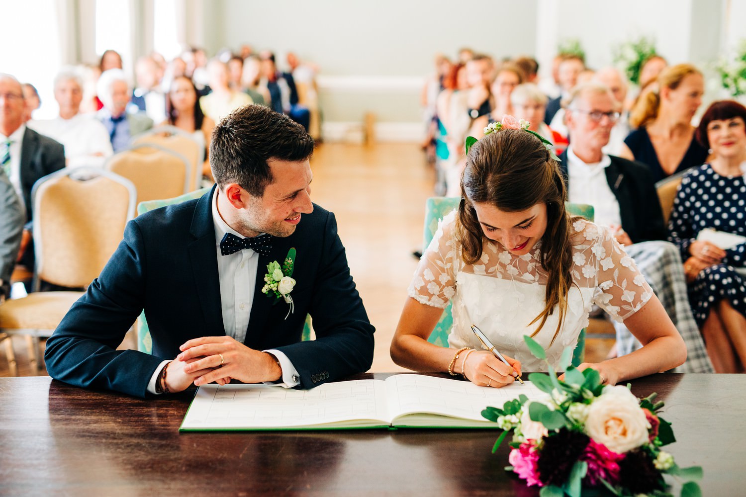 Relaxed pub wedding photography in Edinburgh
