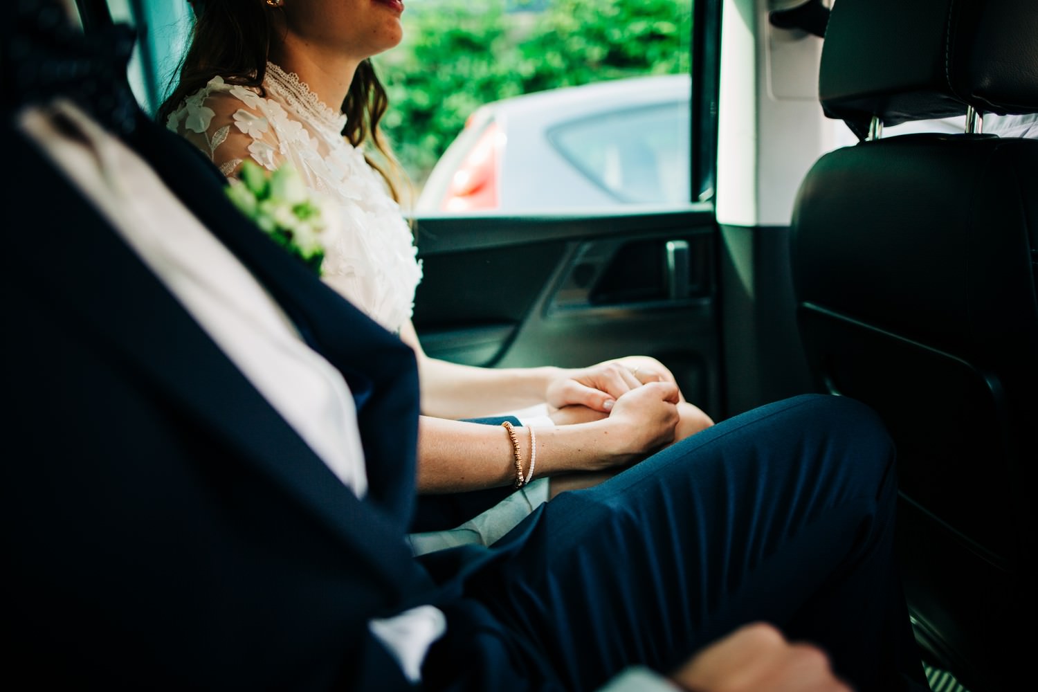 Relaxed pub wedding photography in Edinburgh