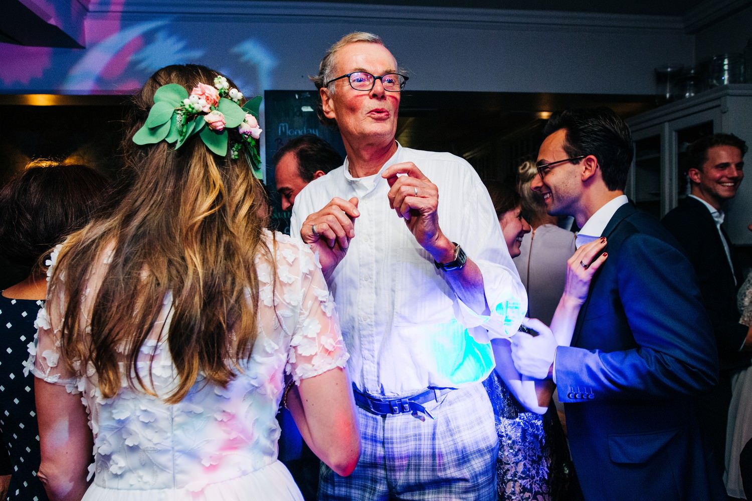 Relaxed pub wedding photography in Edinburgh