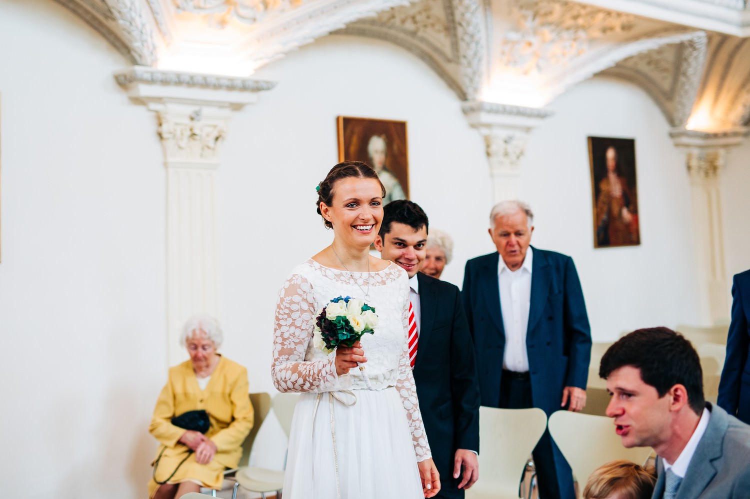 Relaxed elopement and small ceremony wedding photography in Edinburgh