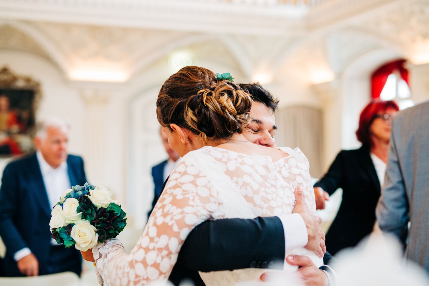 Relaxed elopement and small ceremony wedding photography in Edinburgh