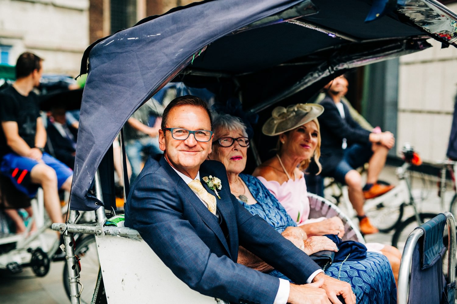 Relaxed pub wedding photography in Scotland