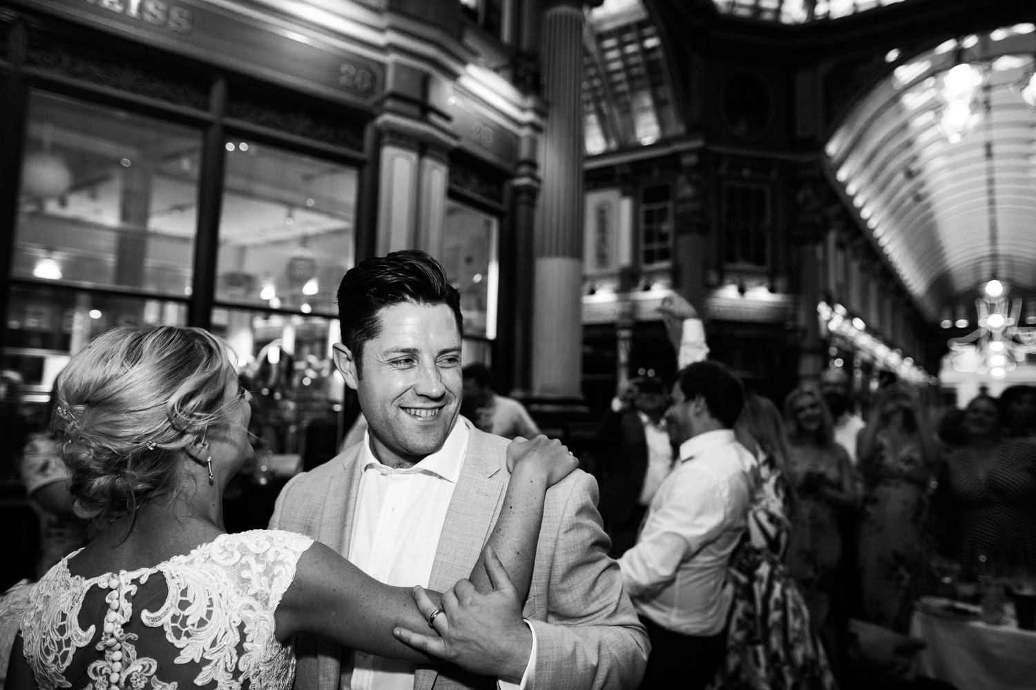 Relaxed pub wedding photography in Scotland