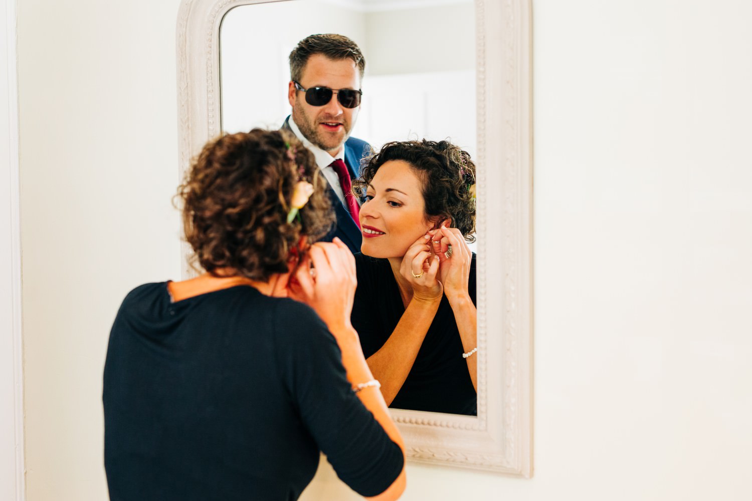 Relaxed Scottish Borders wedding photography near Edinburgh