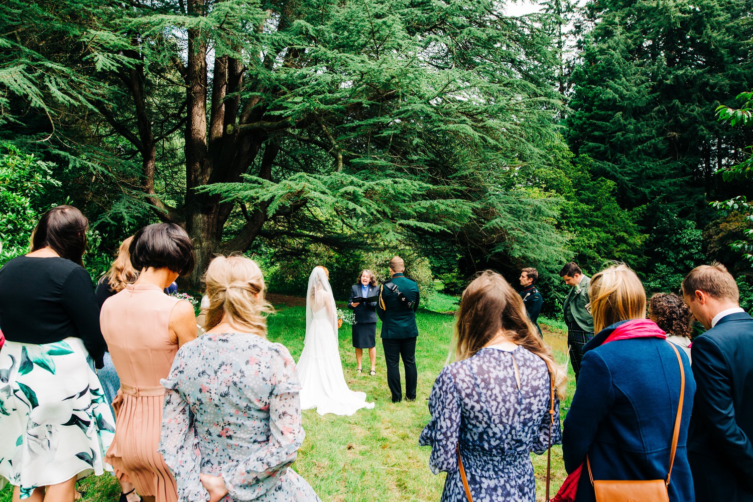 Relaxed Scottish Borders wedding photography near Edinburgh