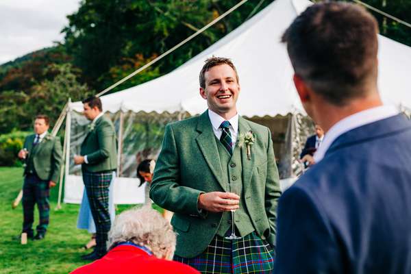 Relaxed Scottish Borders wedding photography near Edinburgh